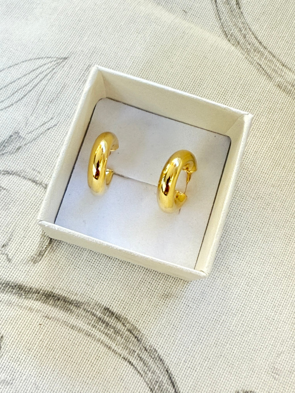 Pendientes Milos