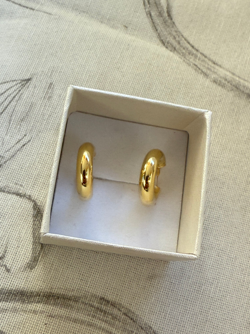 Pendientes Milos